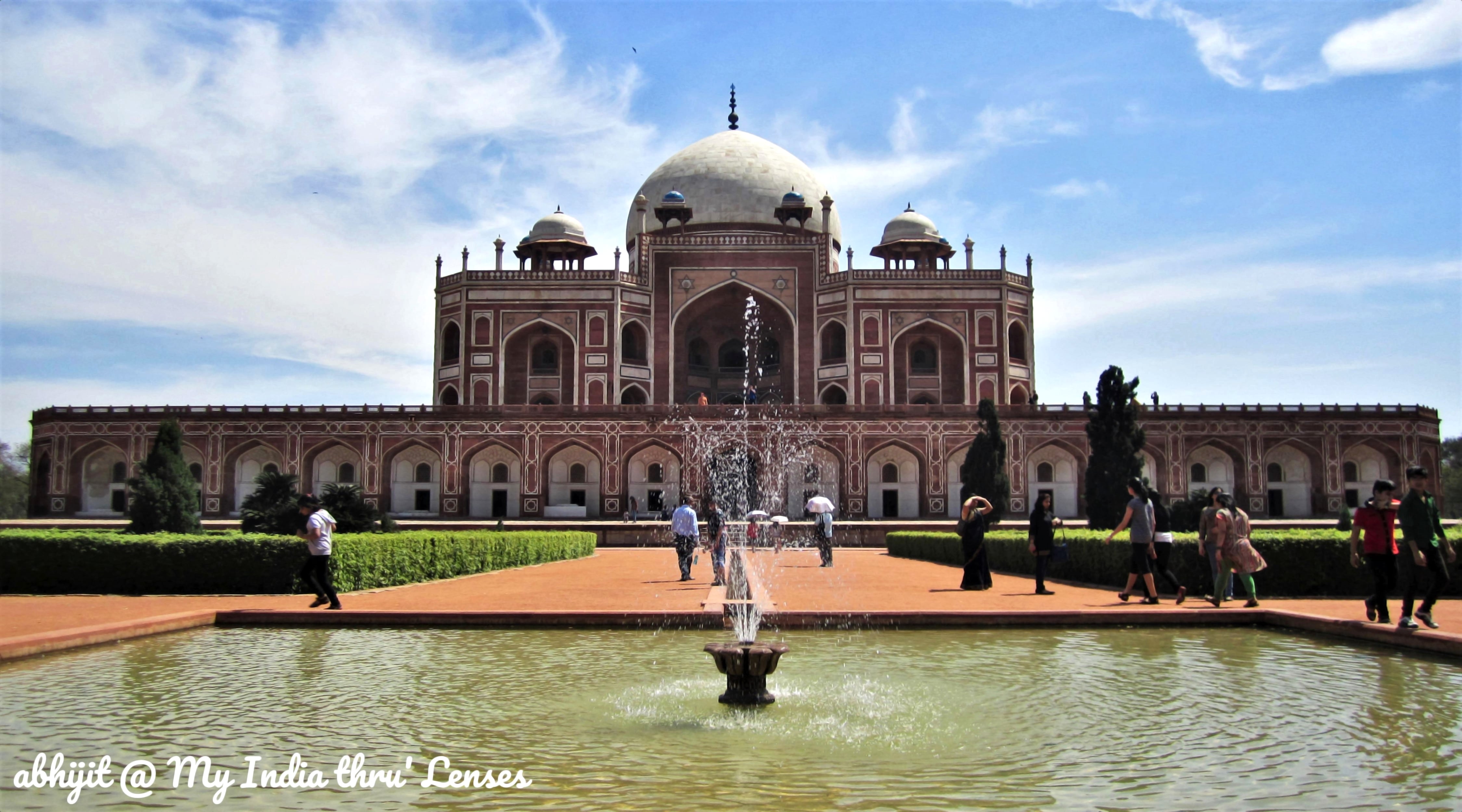Humayun's Tomb - The Front view