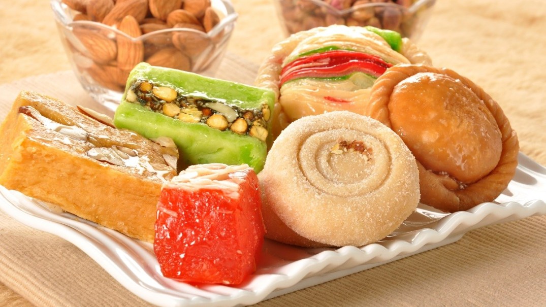 Diwali sweets (PC - hungryforever.com)