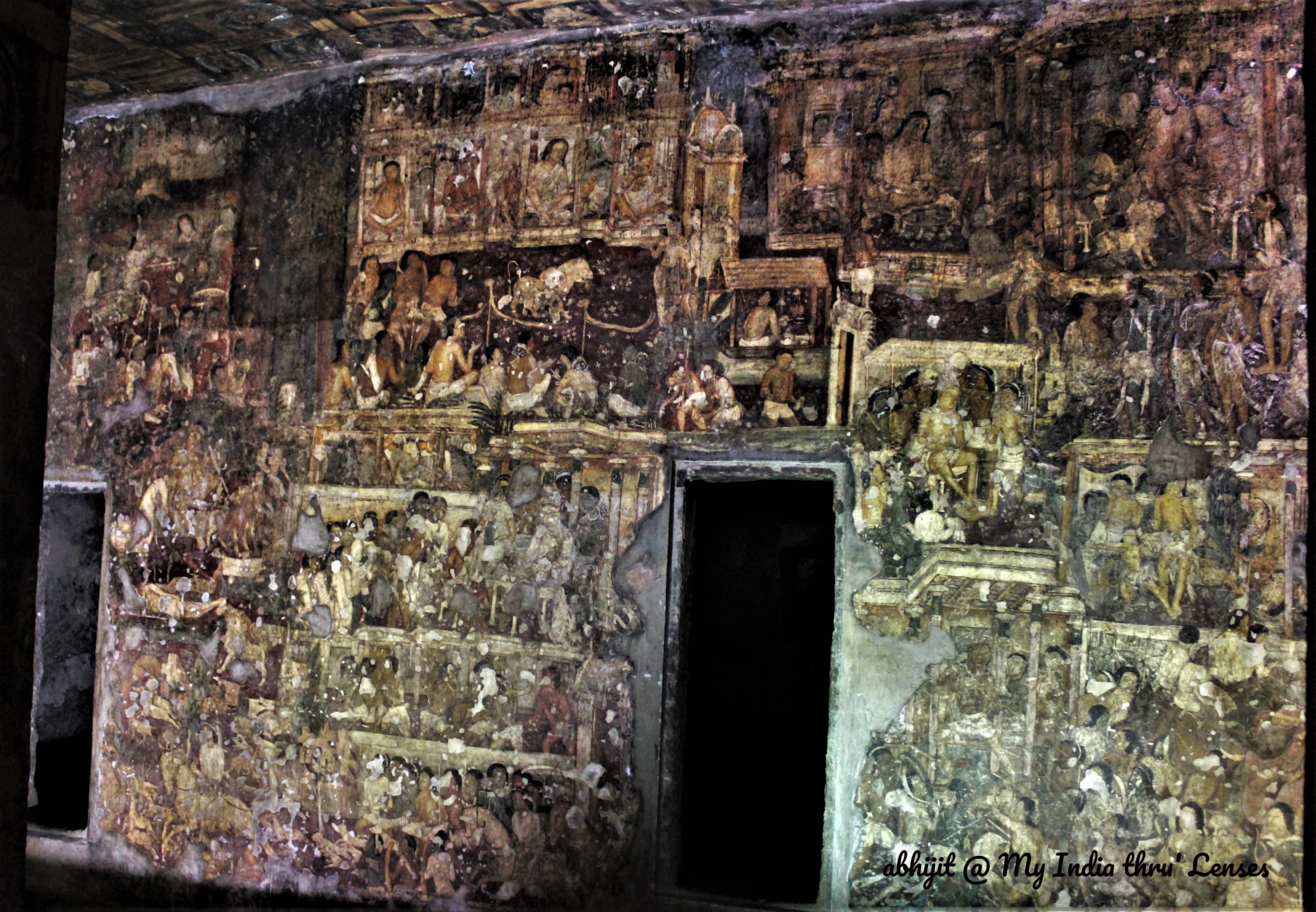 Murals on the walls, pillars and ceiling of Cave 17