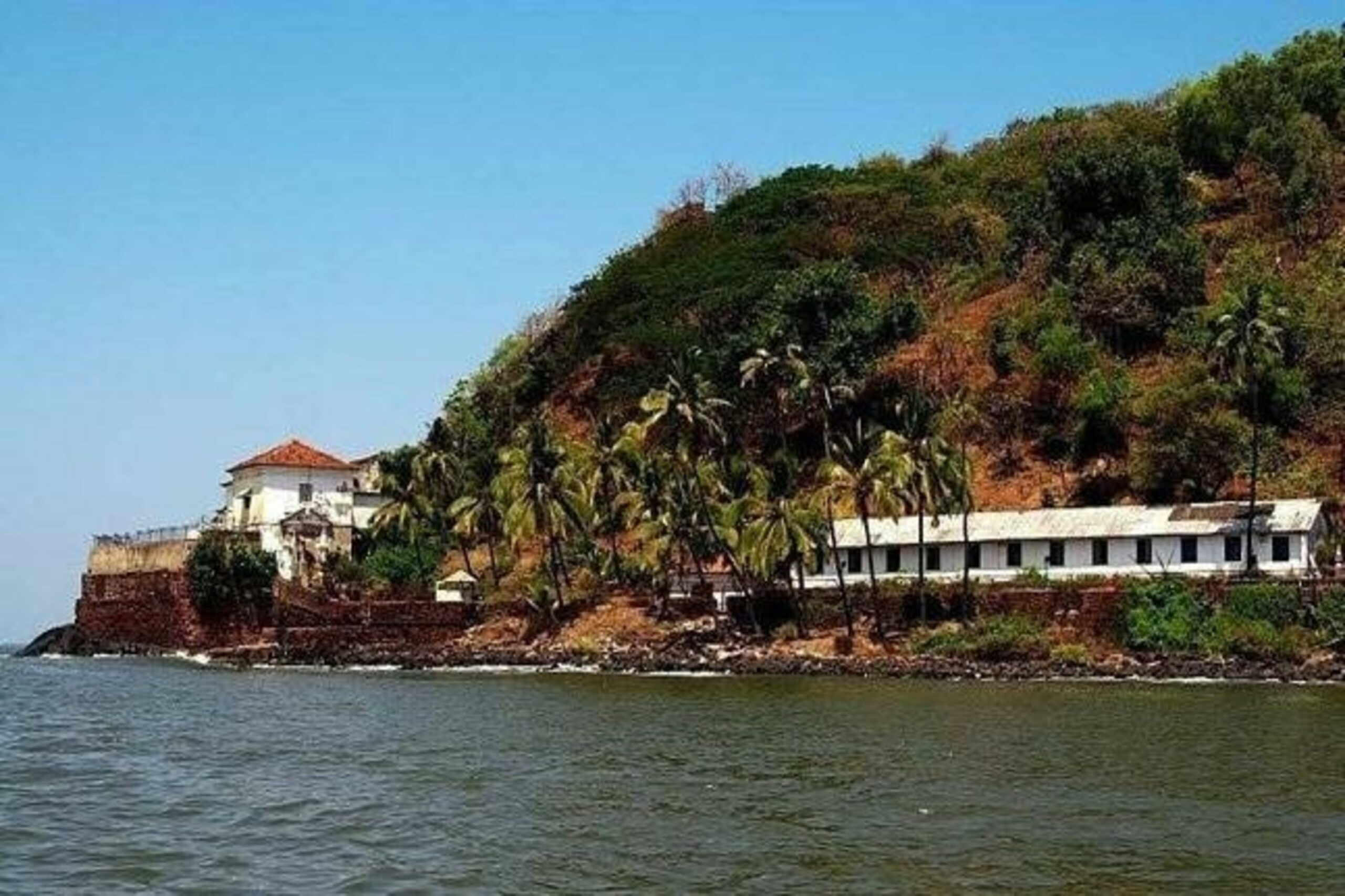 Aguada Central Jail overlooking the Arabian Sea | PC - Facebook