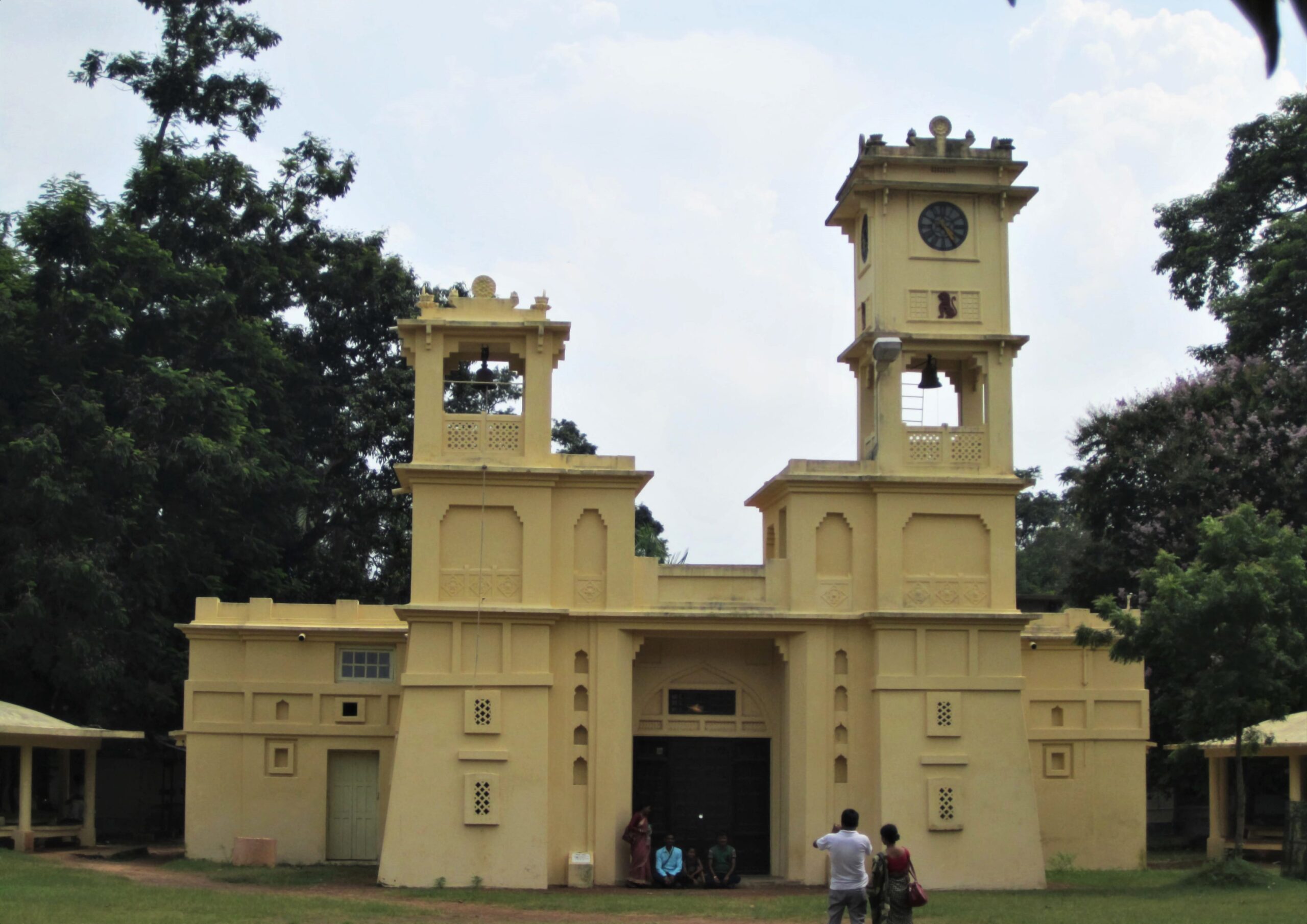 Singha Sadan - Main Office Building of the Old University. Tagore received D.Lit honour from Oxford University here in 1940.